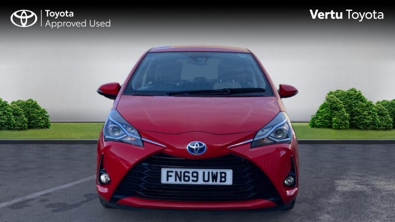 Toyota Yaris 1.5 Hybrid Icon Tech 5dr CVT Hybrid Hatchback